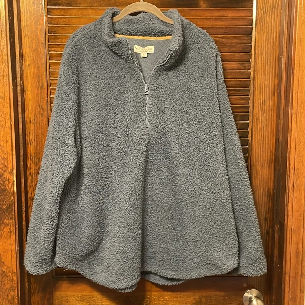 Koolaburra By Ugg Sherpa Pullover in Coast Blue - Picture 5 of 7